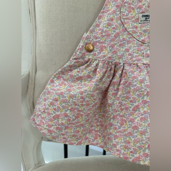 🤍 12 Mth Baby Girl Pink Floral Overall Dress With Heart Pocket by Oshkosh NWT - Picture 6 of 9